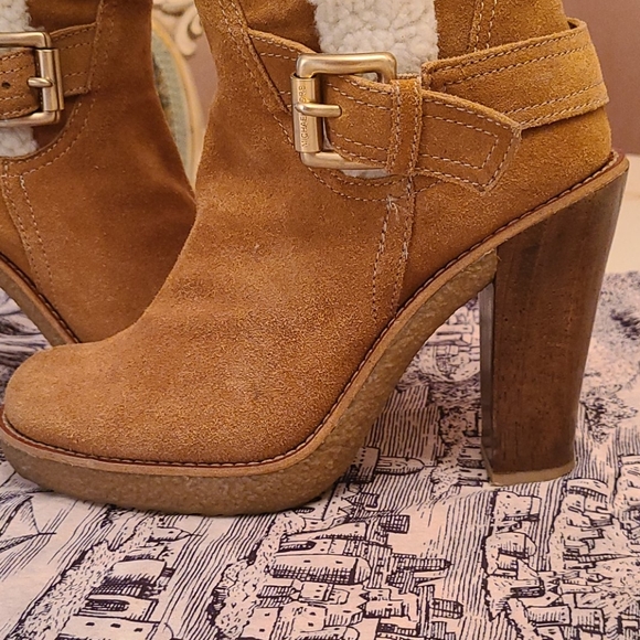 Michael Kors winter boots - Picture 6 of 9